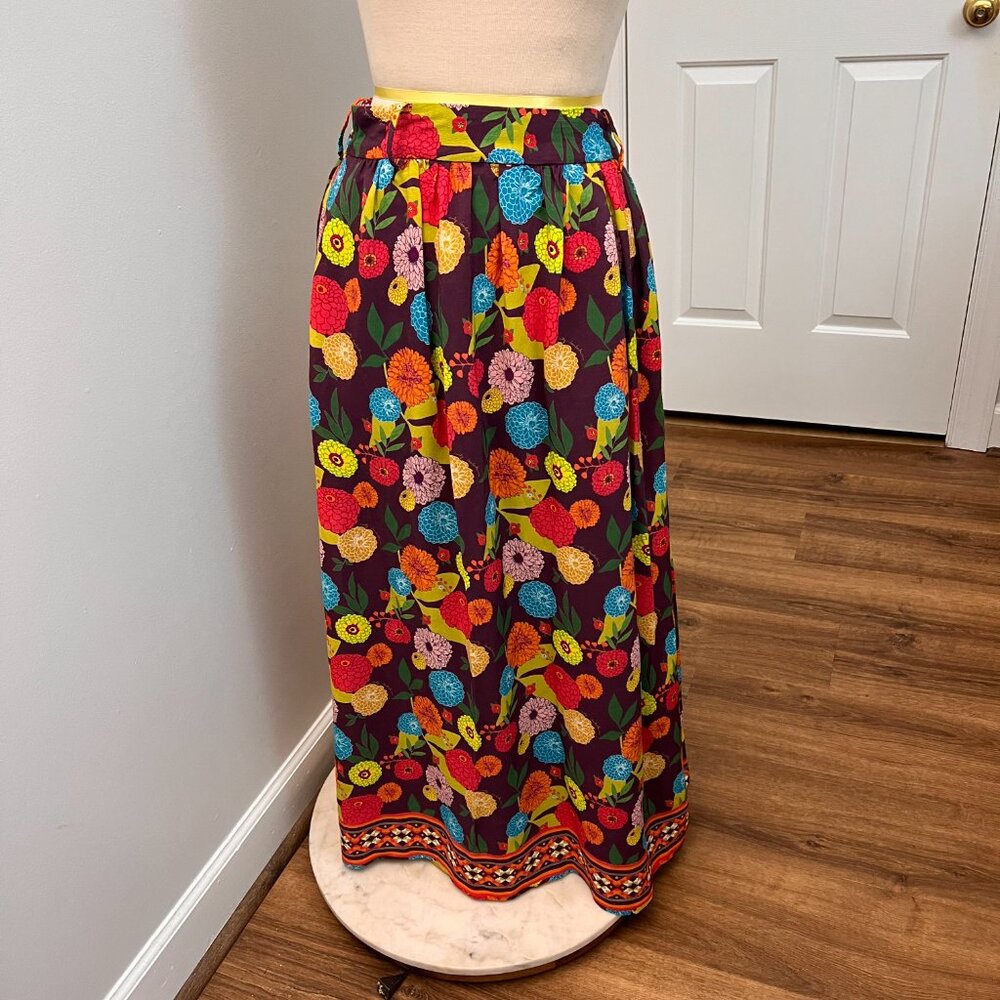 Emily Lovelock Bella Bouquet Print Floral Skirt Sz L - Picture 2 of 12